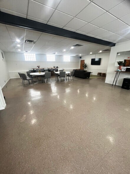 More Photos Of 97 Lucid Dr, Cheektowaga Religious Facility For Sale