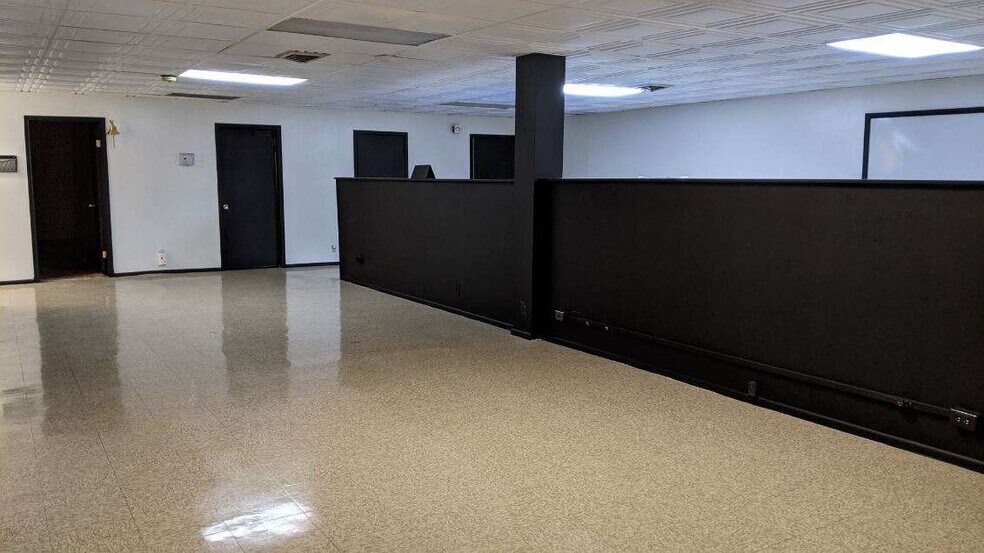 More Photos Of 0 I-35, San Antonio Warehouse For Lease