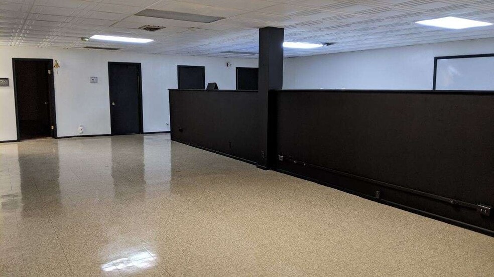More Photos Of 0 I-35, San Antonio Warehouse For Lease