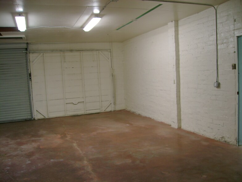 More Photos Of 5939-5941 Clara St, Bell Gardens Manufacturing For Lease