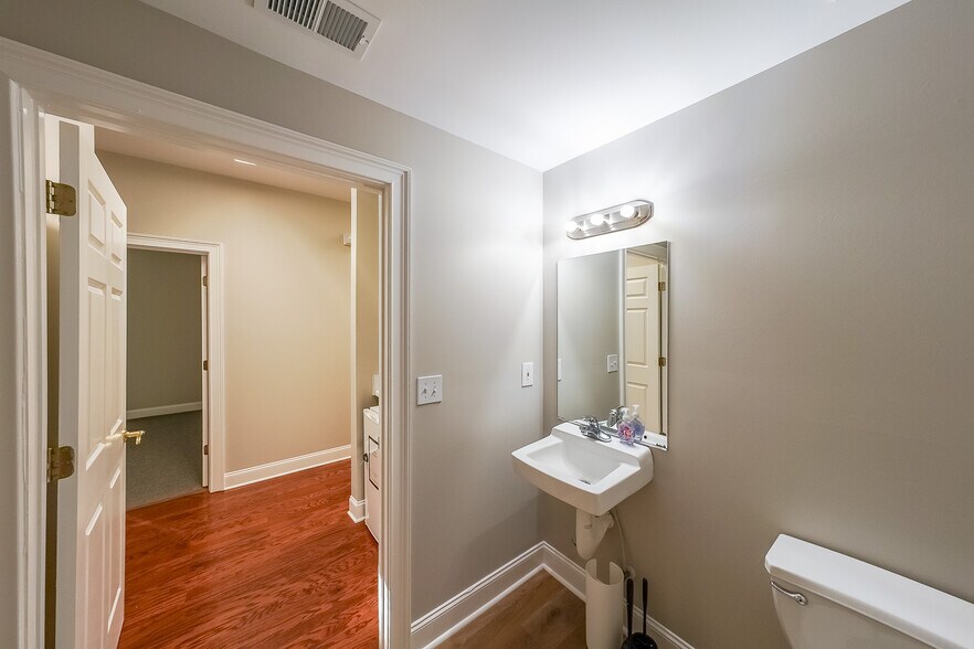 More Photos Of 1275 Shiloh Rd, Kennesaw Office Residential For Sale