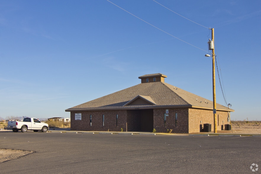 More Photos Of 15581 Horizon Blvd, Horizon City Office For Sale