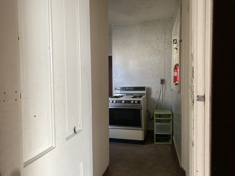 More Photos Of 2211 E Monument St, Baltimore Storefront Retail Residential For Sale