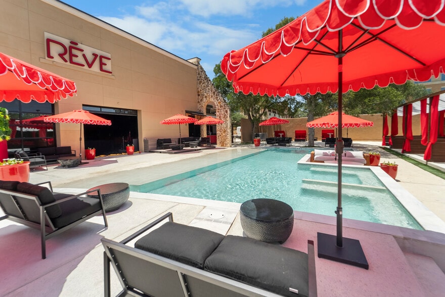 More Photos Of 18326 Tuscany Stone, San Antonio Restaurant For Sale