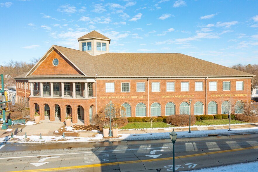 More Photos Of 501 12th Ave, Coralville Office For Sale