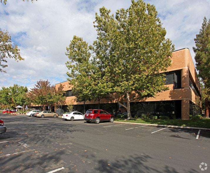 More Photos Of 1300 National Dr, Sacramento Office For Lease