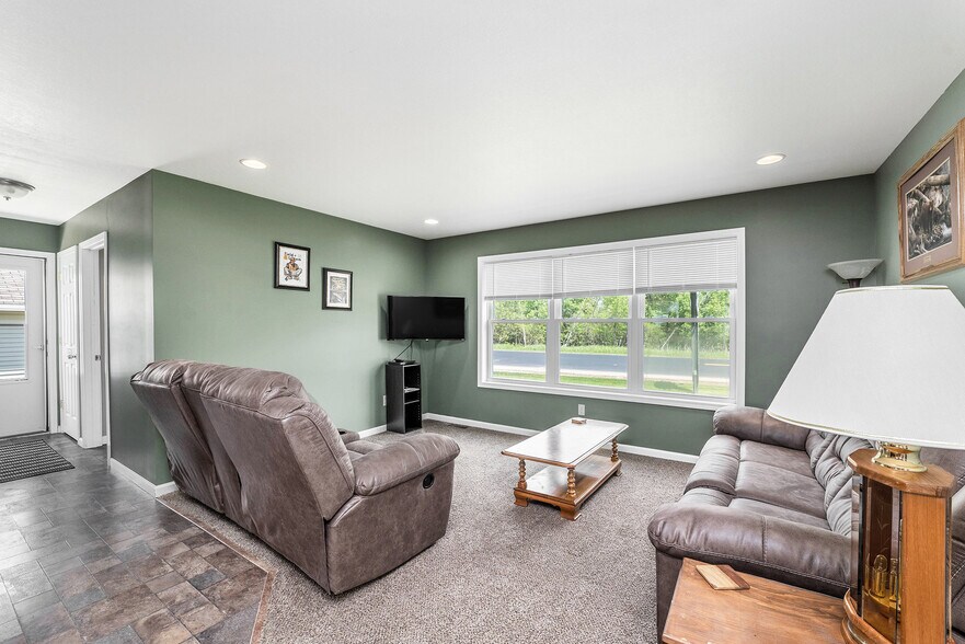 More Photos Of 10392 Houghton Lake dr, Houghton Lake Specialty For Sale