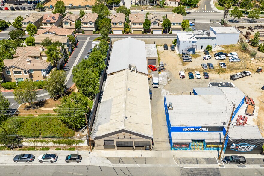 More Photos Of 2879 Main St, Riverside Warehouse For Sale