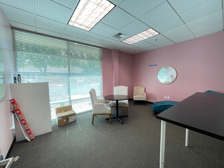 More Photos Of 1972 Del Paso Rd, Sacramento Medical For Sale