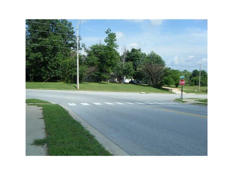 More Photos Of 4823 Har-ber Ave, Springdale Office For Sale