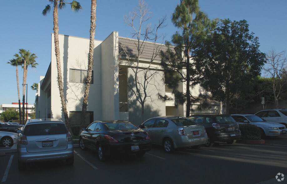 More Photos Of 802 Magnolia Ave, Corona Office For Sale