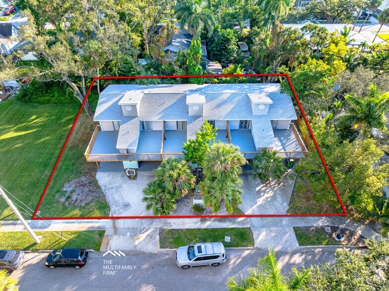More Photos Of 1559 7th Ave W, Bradenton Apartments For Sale