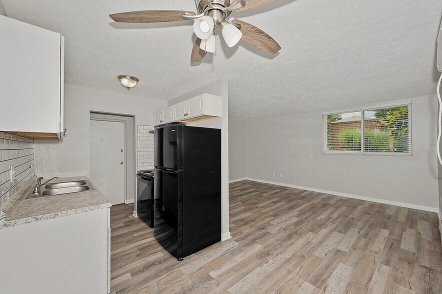 More Photos Of 2301 Salvador St, Cincinnati Apartments For Sale