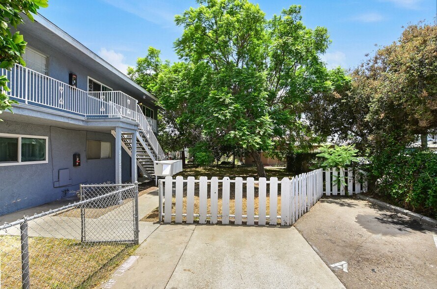 More Photos Of 370-372 G St, Chula Vista Apartments For Sale
