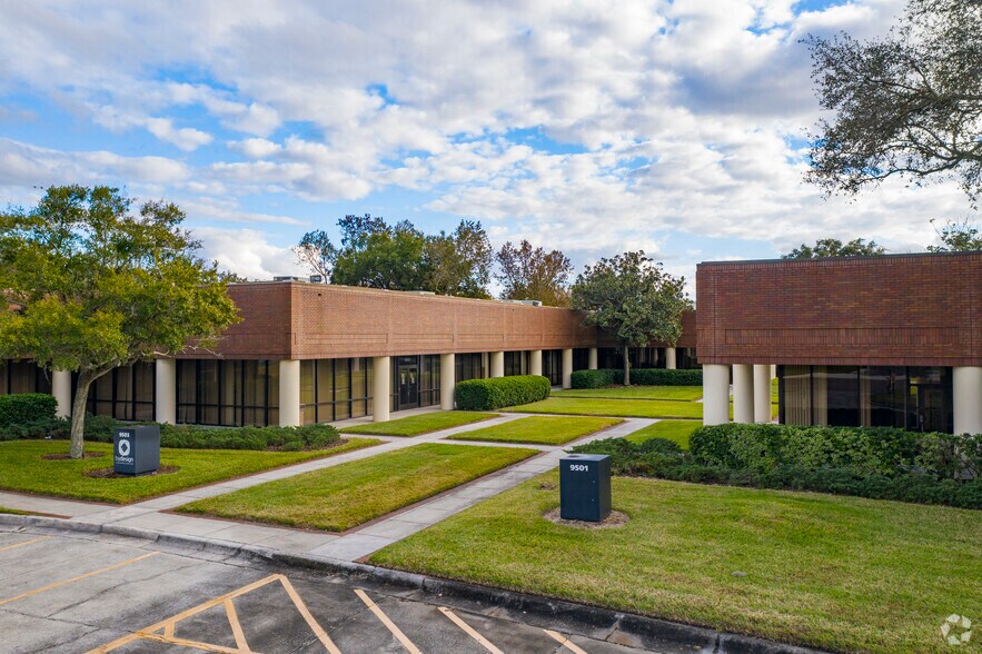 More Photos Of 9501 Princess Palm Ave, Tampa Unknown For Lease