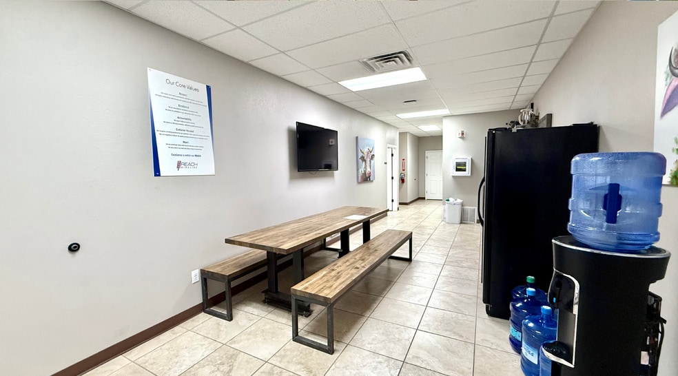 More Photos Of 11000 W County Road 72, Midland Distribution For Lease