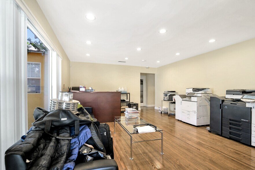 More Photos Of 10404 Foothill Blvd, Sylmar Land For Sale