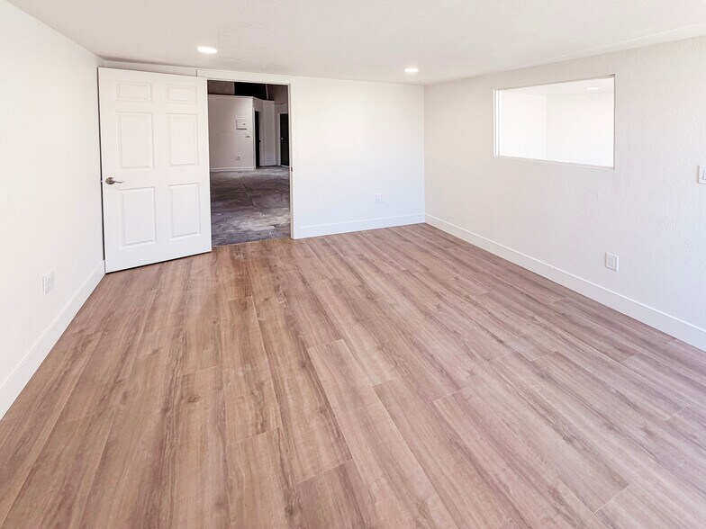 More Photos Of 201-207 Benton Ct, Suisun City Auto Repair For Lease