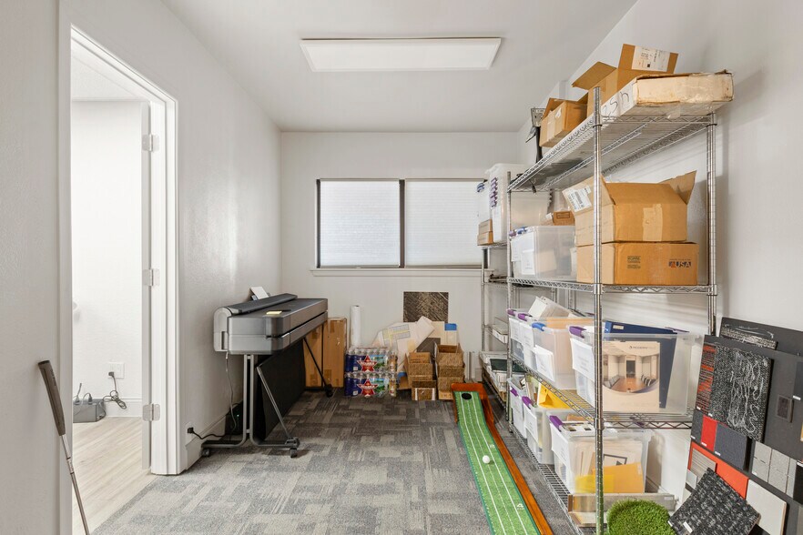 More Photos Of 2003 W Wall St, Midland Office For Sale