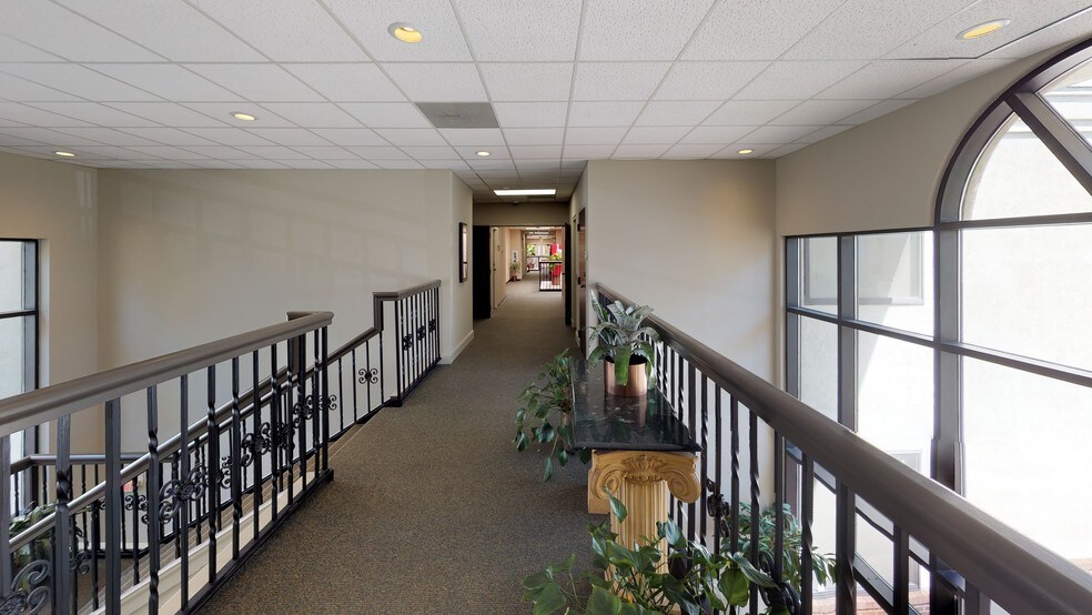 More Photos Of 2101 N Sardis Rd, Charlotte Office For Lease