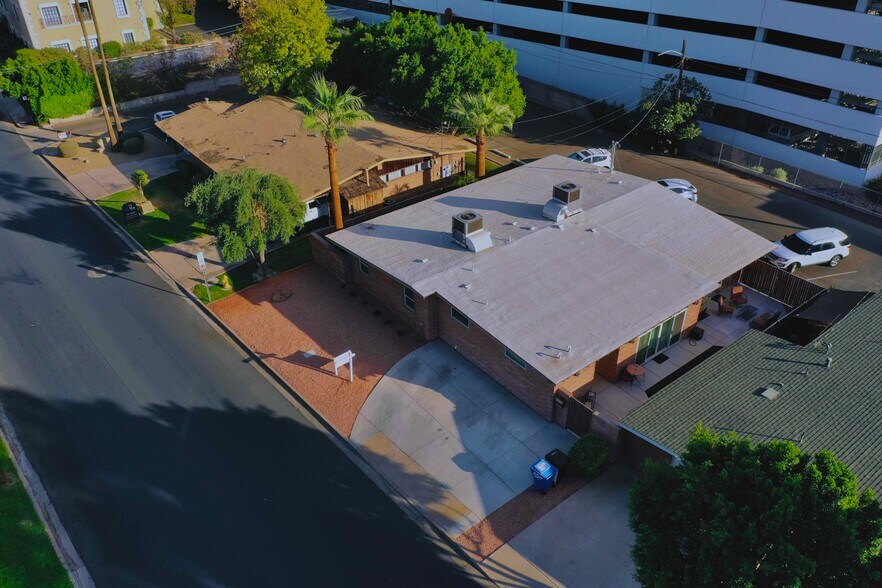 More Photos Of 207 E Monterey Way, Phoenix Office Residential For Sale