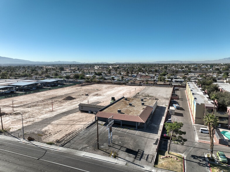 More Photos Of 4260 Boulder Hwy, Las Vegas Freestanding For Sale