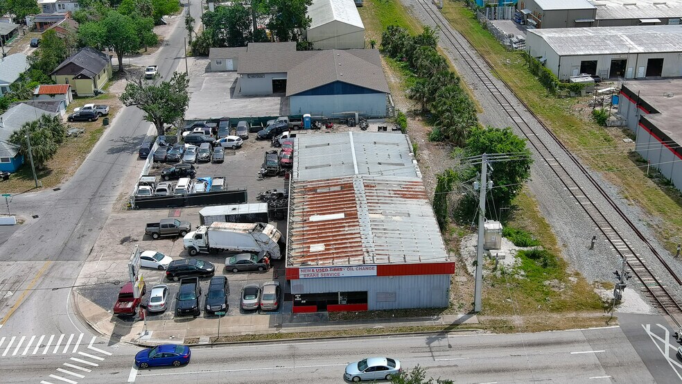 More Photos Of 401 Mason Ave, Daytona Beach Auto Repair For Sale