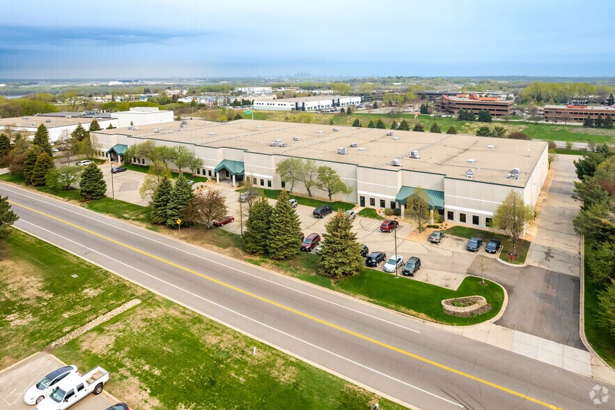 More Photos Of 1279 Trapp Rd, Eagan Warehouse For Lease