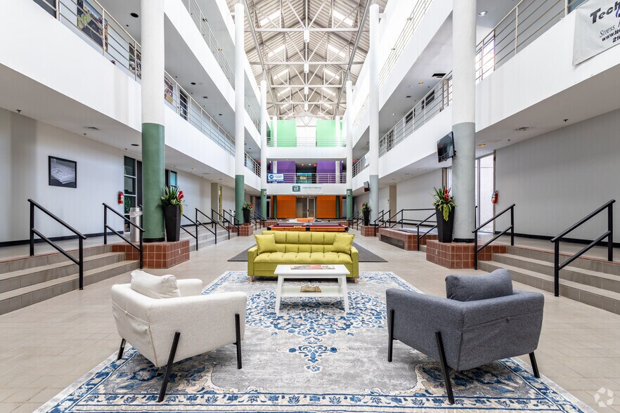 More Photos Of 3463 Magic Dr, San Antonio Office For Lease