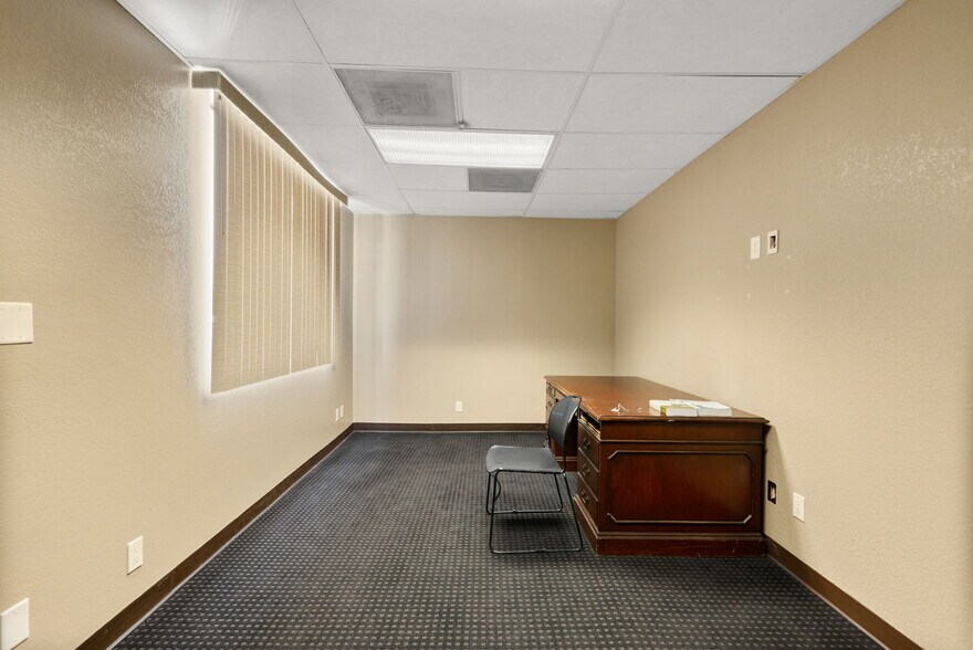 More Photos Of 777 E Alosta Ave, Azusa Religious Facility For Lease