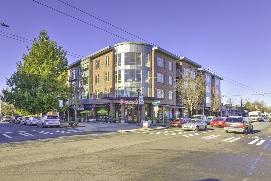 More Photos Of 1900 Queen Anne Ave N, Seattle Apartments For Lease