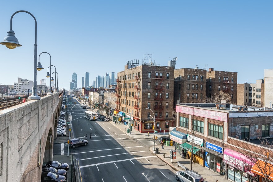 More Photos Of 4516 48th St, Woodside Apartments For Sale