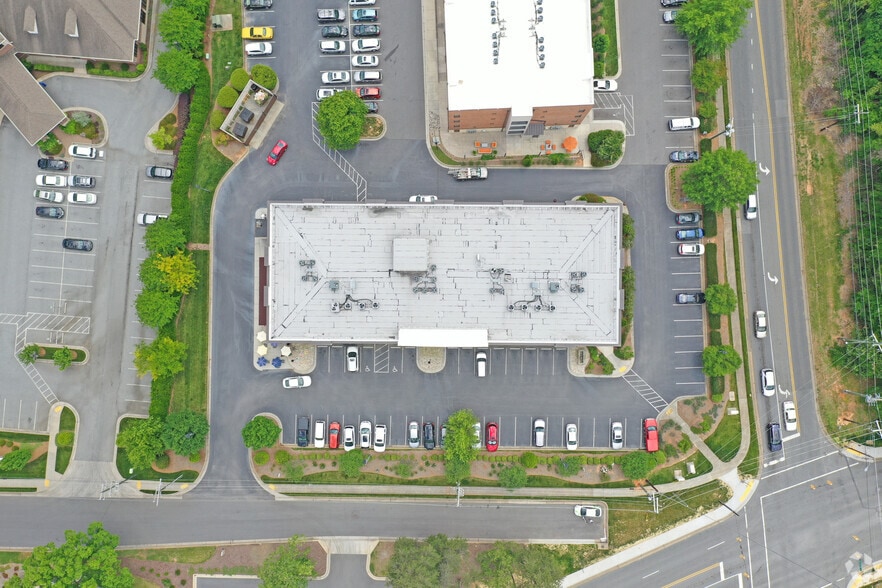 More Photos Of 2920 Martinsville Rd, Greensboro Apartments For Sale