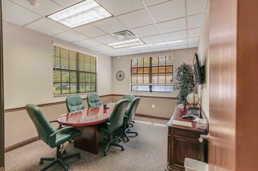 More Photos Of 9101 W College Pointe Dr, Fort Myers Medical For Sale