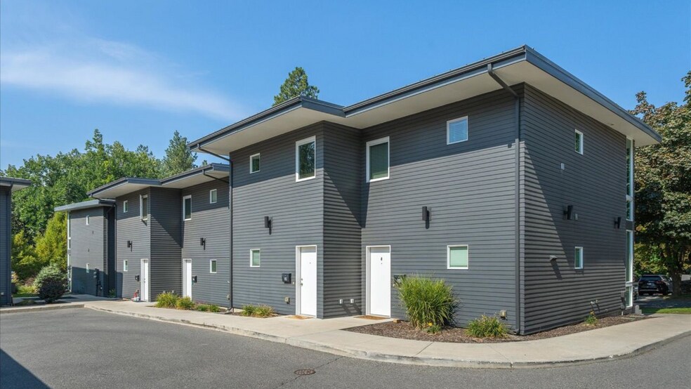More Photos Of 2009 S Grand Blvd, Spokane Apartments For Sale