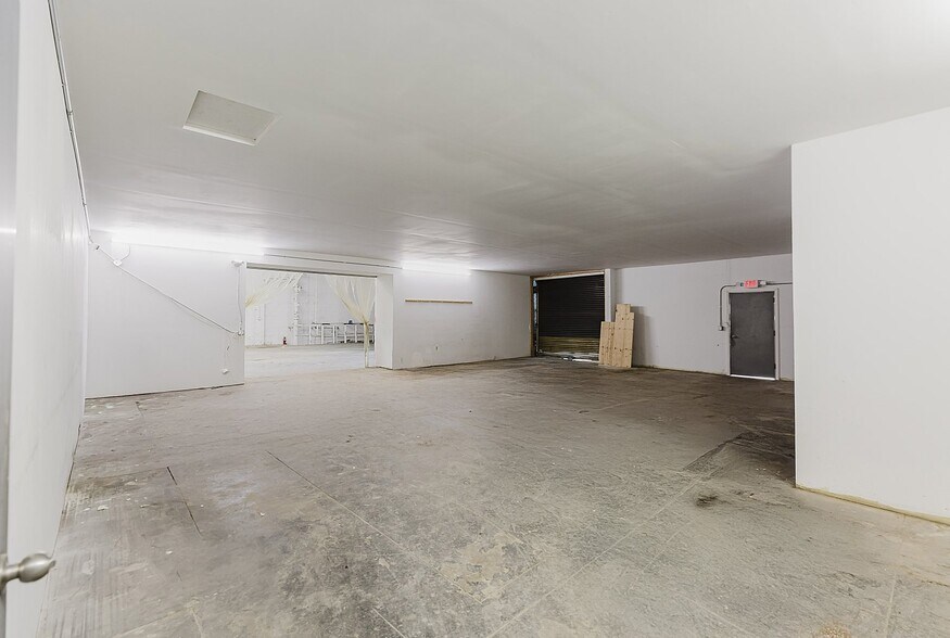 More Photos Of 965-973 E 31st St, Los Angeles Warehouse For Sale