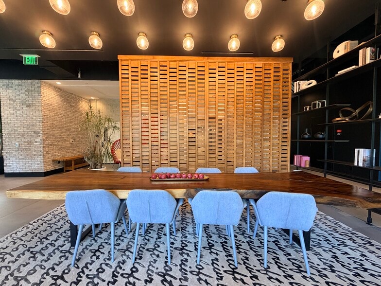 More Photos Of 460 SW 4th Ave, Fort Lauderdale Apartments For Lease