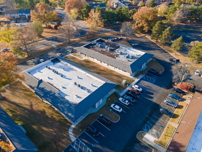 More Photos Of 1002-2001 Lincoln Dr W, Marlton Office For Lease