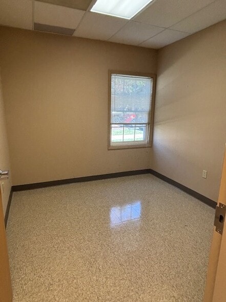 More Photos Of 3909 Darrow Rd, Stow Medical For Lease