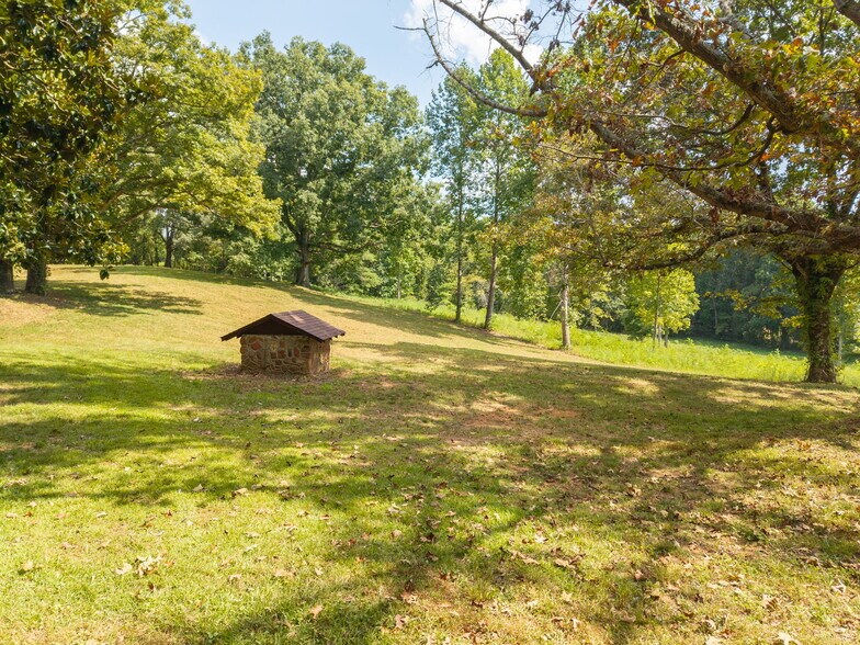 More Photos Of 314 Lakeside dr, Hiawassee Land For Sale