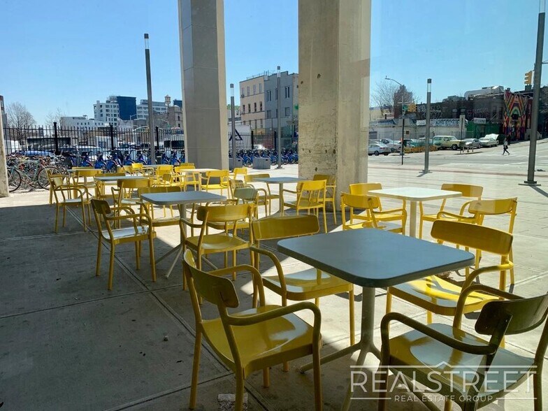 More Photos Of Brooklyn Navy Yard - Building 77, Brooklyn Loft Creative Space For Lease