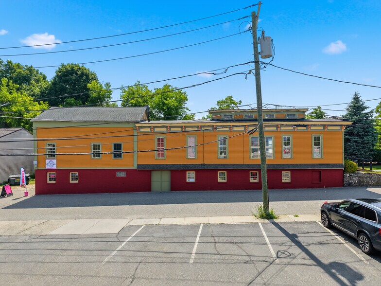 More Photos Of 21 Furnace St, Danielson Storefront For Sale