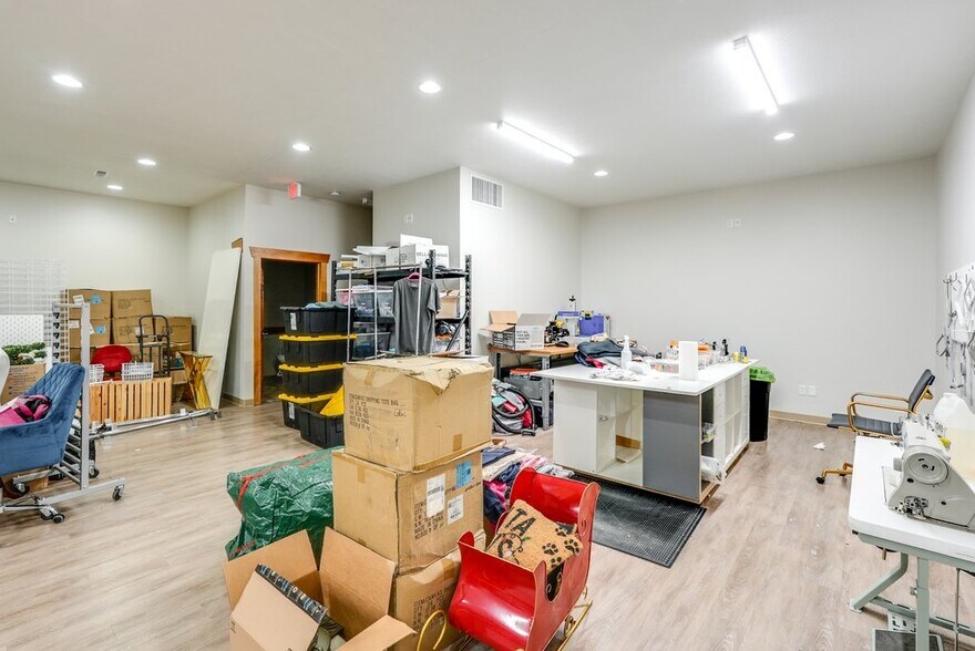 More Photos Of 2149 Wadsworth Rd, Norton Office For Sale