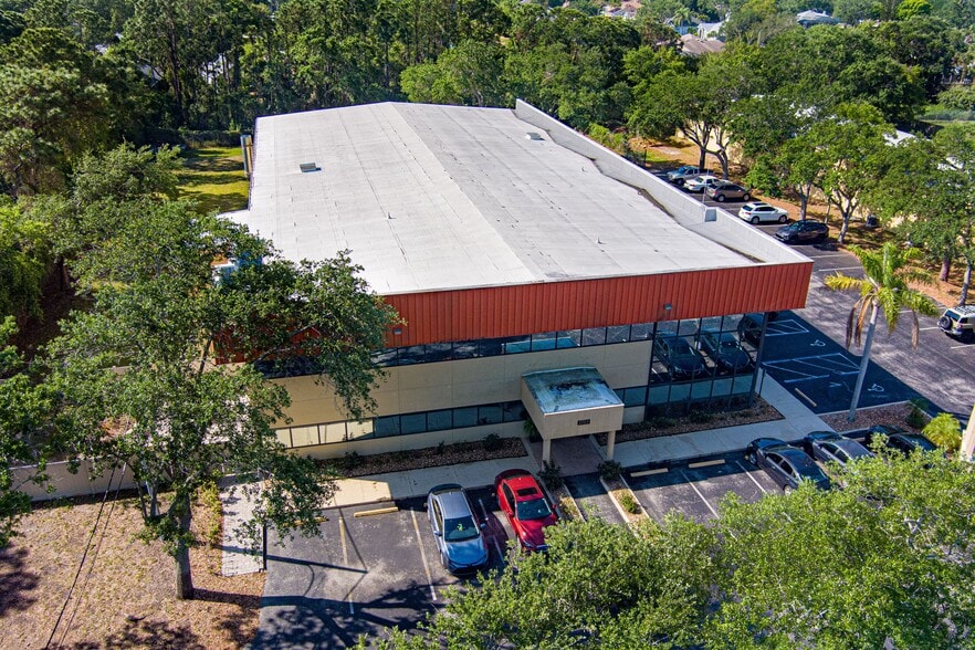 More Photos Of 2725 Center Pl, Melbourne Research And Development For Sale