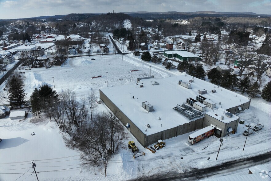 More Photos Of 358 N Main St, Gloversville Freestanding For Sale