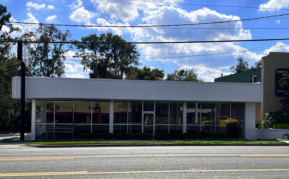 Primary Photo Of 1746 E Silver Springs Blvd, Ocala Freestanding For Lease