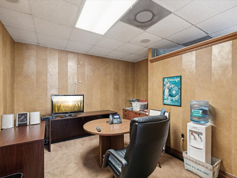 More Photos Of 2965 Roosevelt Blvd, Clearwater Office For Sale