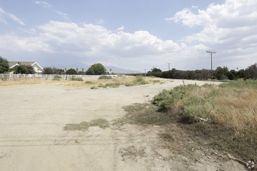 More Photos Of 10885 New Jersey St, Redlands Land For Sale
