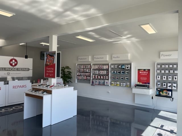 More Photos Of 3909-3917 E Anaheim St, Long Beach Storefront For Lease