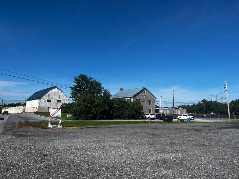 More Photos Of 4590 Industrial Park Rd, Camp Hill Land For Lease